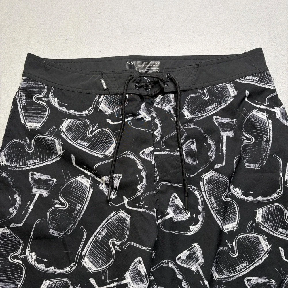 Oakley Board‎ Shorts Mens 34 Black Factory Pilot Sunglasses Print Swim Trunks